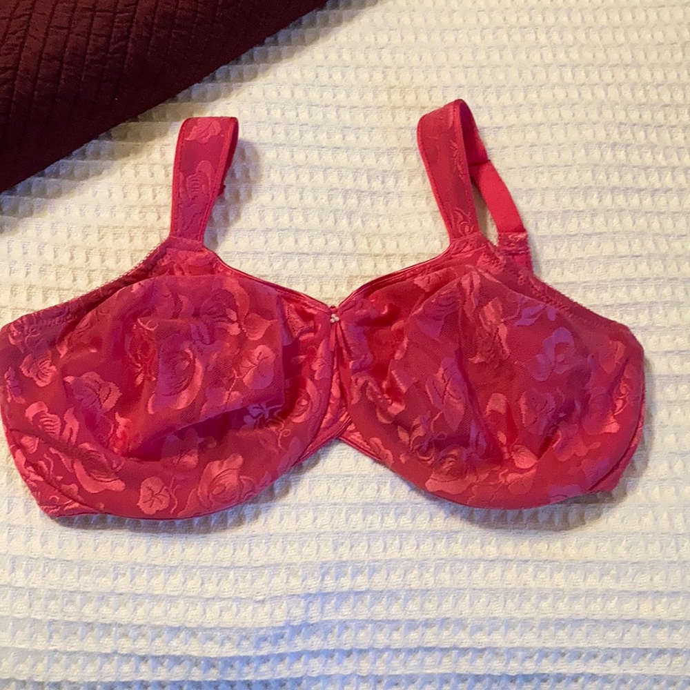 Wacoal bra size 38 G pink